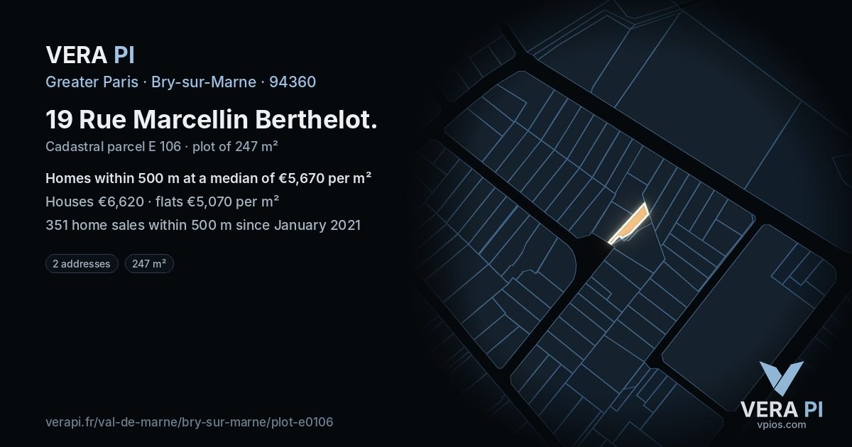 19 Rue Marcellin Berthelot, Bry-sur-Marne at night – the plot lit, the parcels around coloured by the prices near them