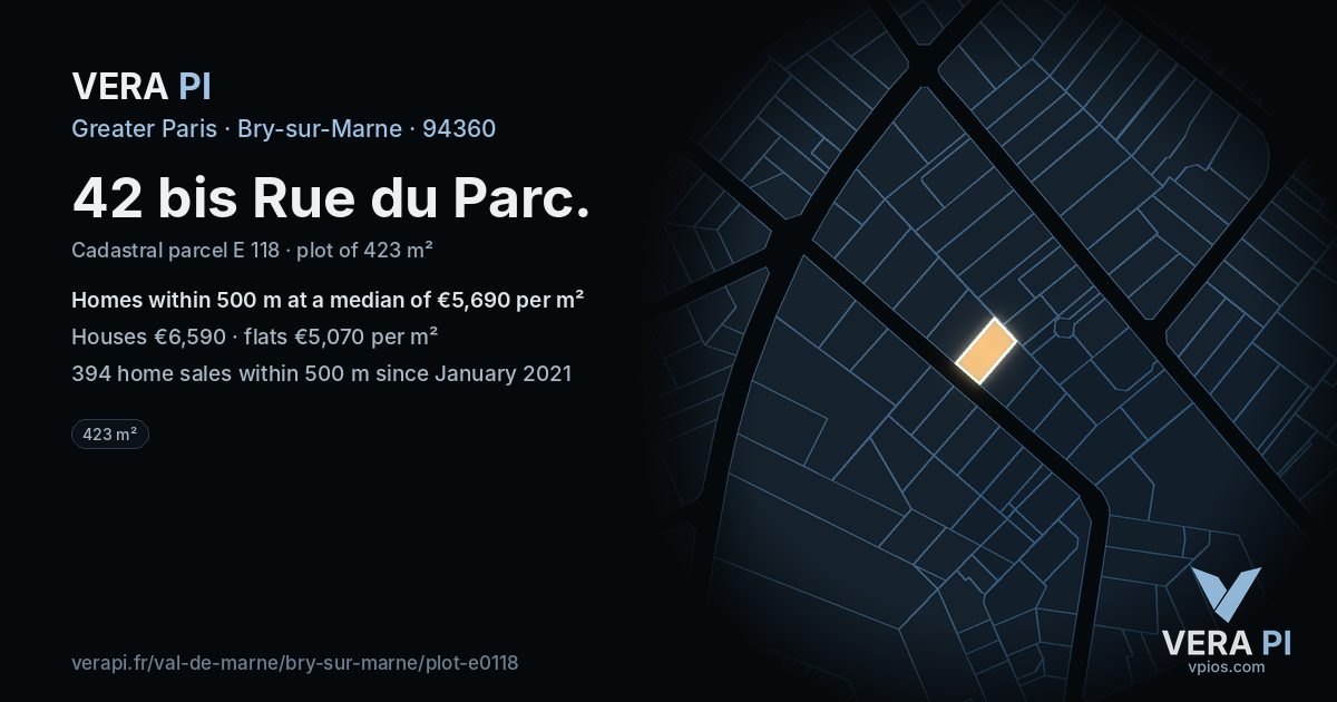 42 bis Rue du Parc, Bry-sur-Marne at night – the plot lit, the parcels around coloured by the prices near them
