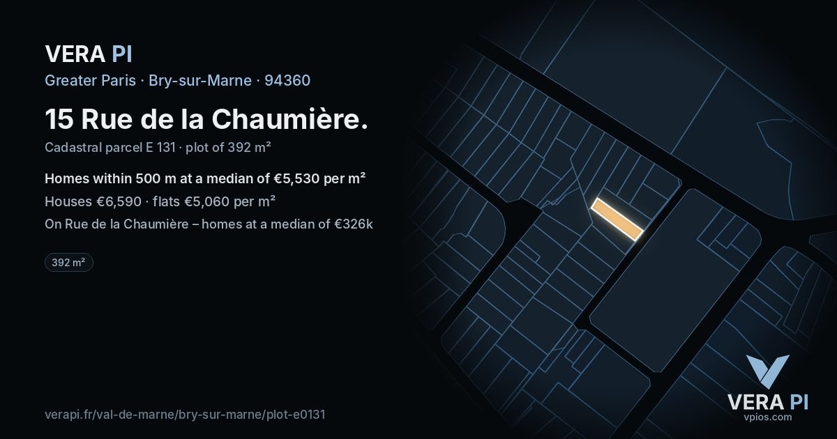 15 Rue de la Chaumière, Bry-sur-Marne at night – the plot lit, the parcels around coloured by the prices near them