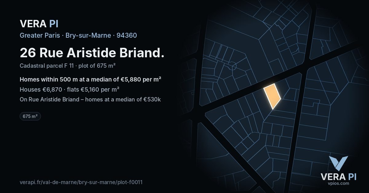 26 Rue Aristide Briand, Bry-sur-Marne at night – the plot lit, the parcels around coloured by the prices near them