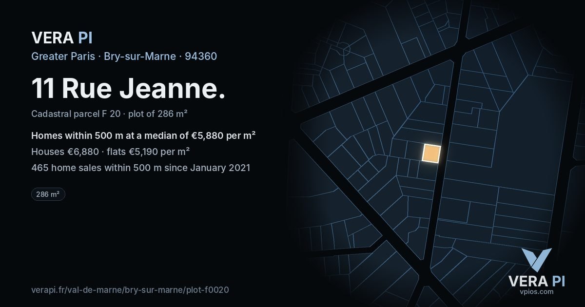 11 Rue Jeanne, Bry-sur-Marne at night – the plot lit, the parcels around coloured by the prices near them