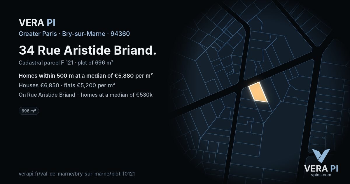 34 Rue Aristide Briand, Bry-sur-Marne at night – the plot lit, the parcels around coloured by the prices near them