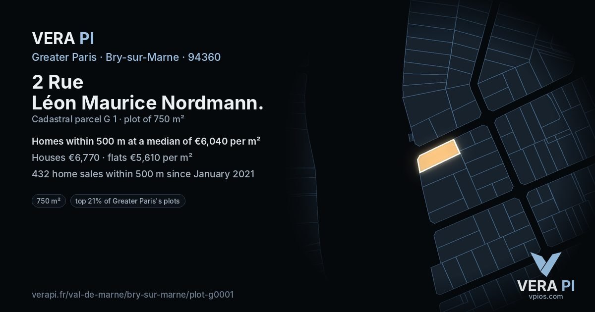 2 Rue Léon Maurice Nordmann, Bry-sur-Marne at night – the plot lit, the parcels around coloured by the prices near them