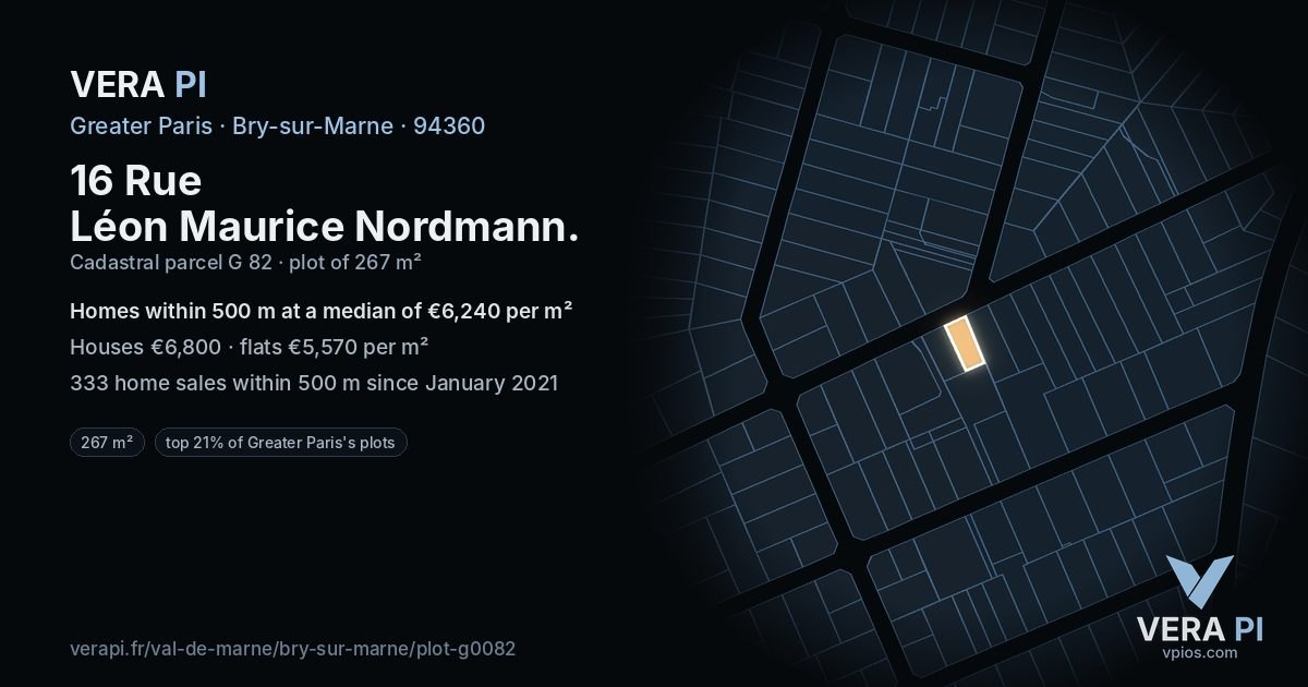 16 Rue Léon Maurice Nordmann, Bry-sur-Marne at night – the plot lit, the parcels around coloured by the prices near them
