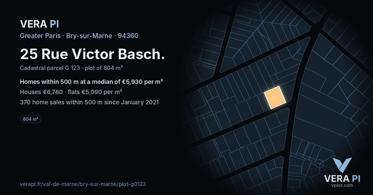 25 Rue Victor Basch, Bry-sur-Marne at night – the plot lit, the parcels around coloured by the prices near them