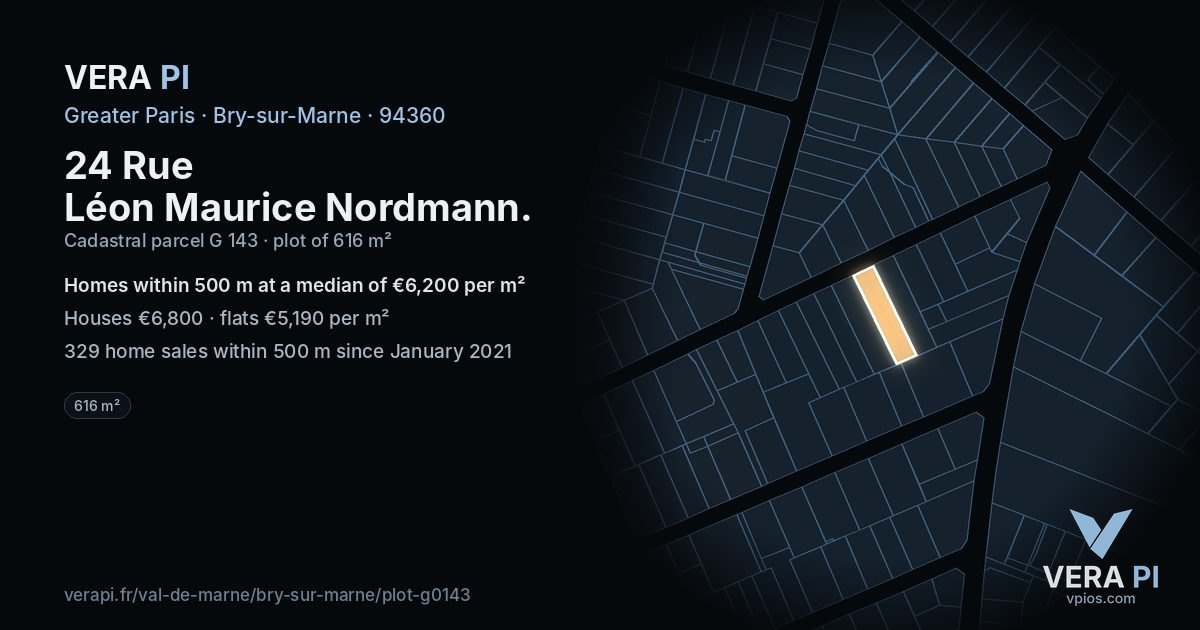 24 Rue Léon Maurice Nordmann, Bry-sur-Marne at night – the plot lit, the parcels around coloured by the prices near them