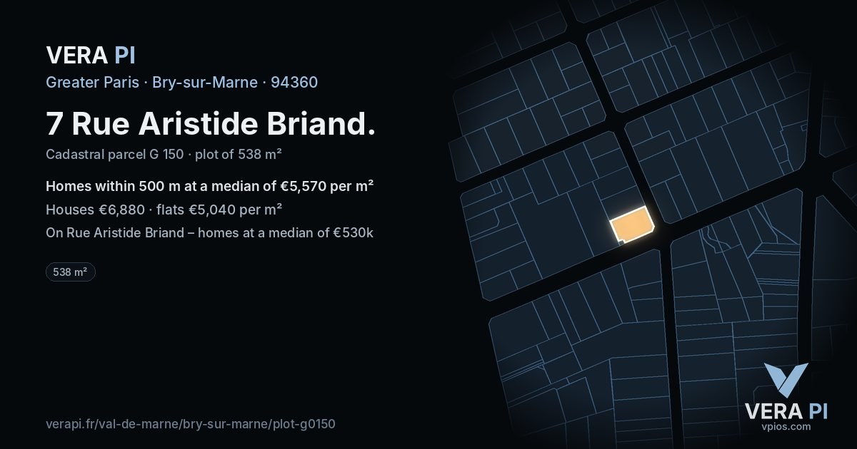 7 Rue Aristide Briand, Bry-sur-Marne at night – the plot lit, the parcels around coloured by the prices near them
