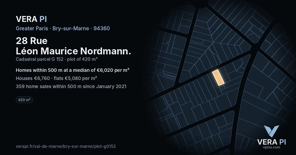 28 Rue Léon Maurice Nordmann, Bry-sur-Marne at night – the plot lit, the parcels around coloured by the prices near them