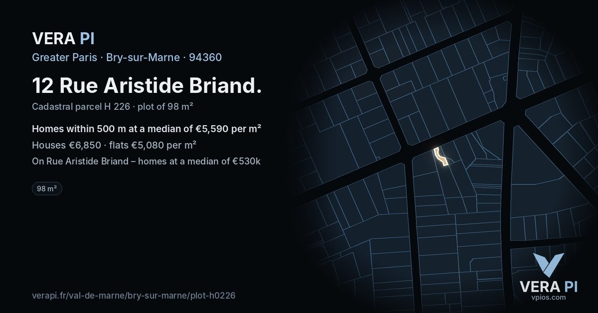 12 Rue Aristide Briand, Bry-sur-Marne at night – the plot lit, the parcels around coloured by the prices near them