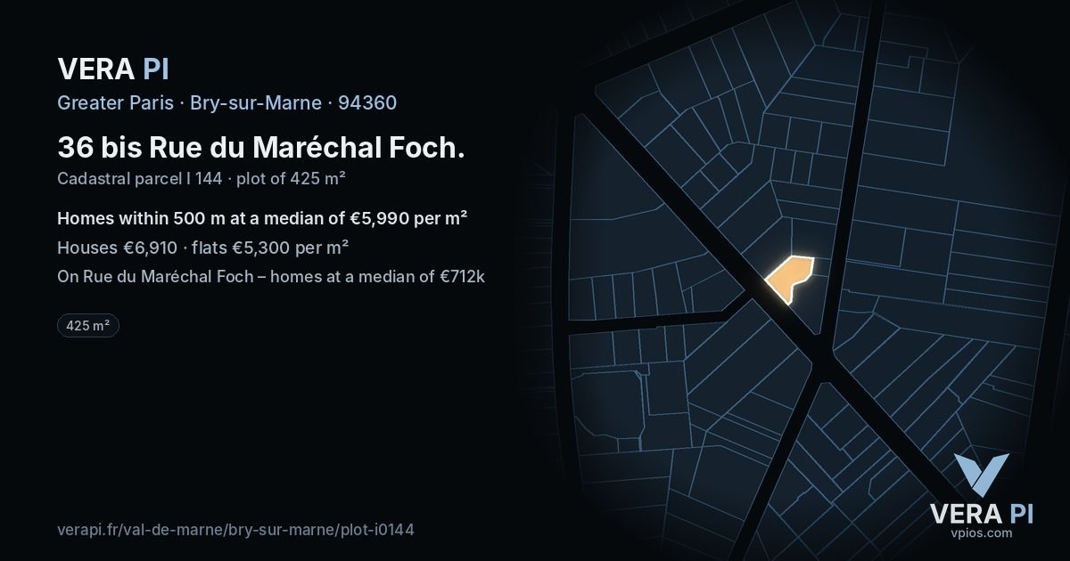 36 bis Rue du Maréchal Foch, Bry-sur-Marne at night – the plot lit, the parcels around coloured by the prices near them