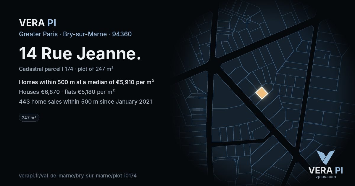 14 Rue Jeanne, Bry-sur-Marne at night – the plot lit, the parcels around coloured by the prices near them