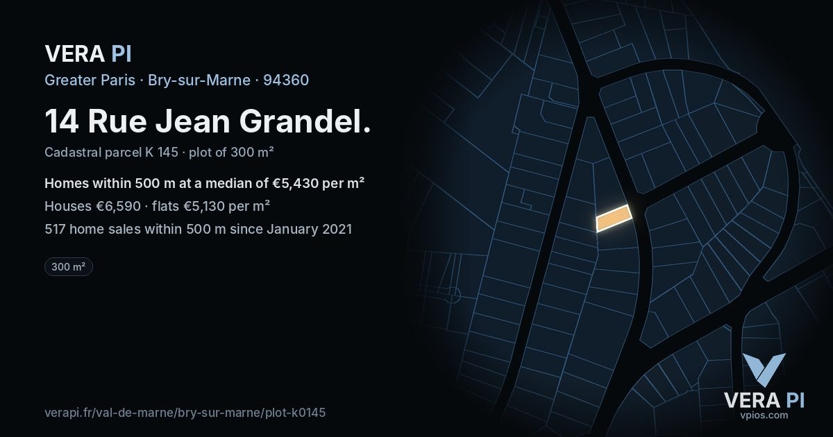 14 Rue Jean Grandel, Bry-sur-Marne at night – the plot lit, the parcels around coloured by the prices near them