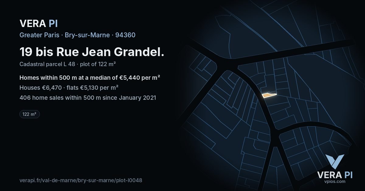 19 bis Rue Jean Grandel, Bry-sur-Marne at night – the plot lit, the parcels around coloured by the prices near them