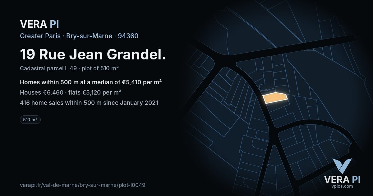 19 Rue Jean Grandel, Bry-sur-Marne at night – the plot lit, the parcels around coloured by the prices near them