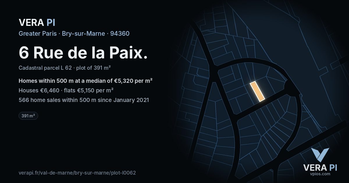 6 Rue de la Paix, Bry-sur-Marne at night – the plot lit, the parcels around coloured by the prices near them
