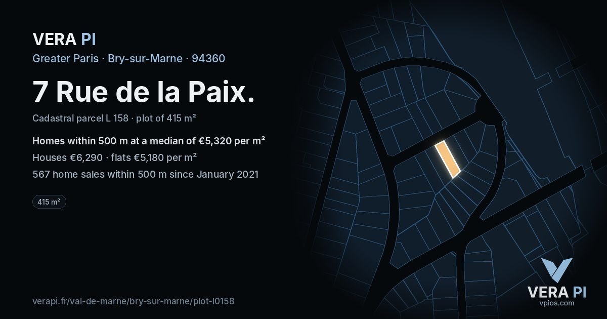 7 Rue de la Paix, Bry-sur-Marne at night – the plot lit, the parcels around coloured by the prices near them