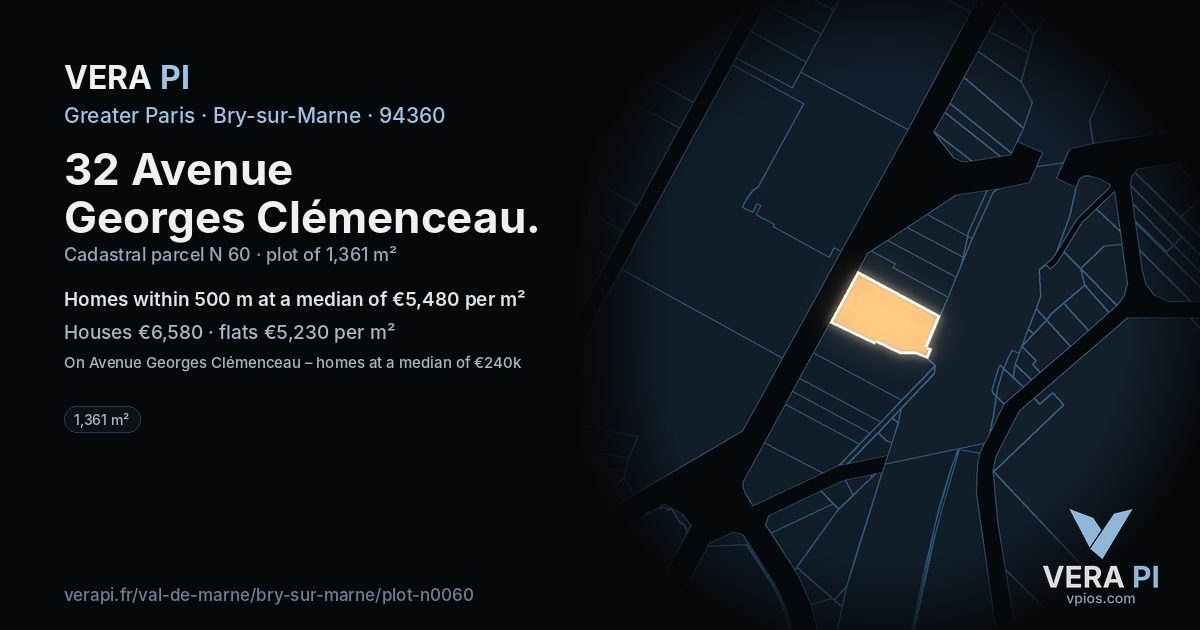 32 Avenue Georges Clémenceau, Bry-sur-Marne at night – the plot lit, the parcels around coloured by the prices near them