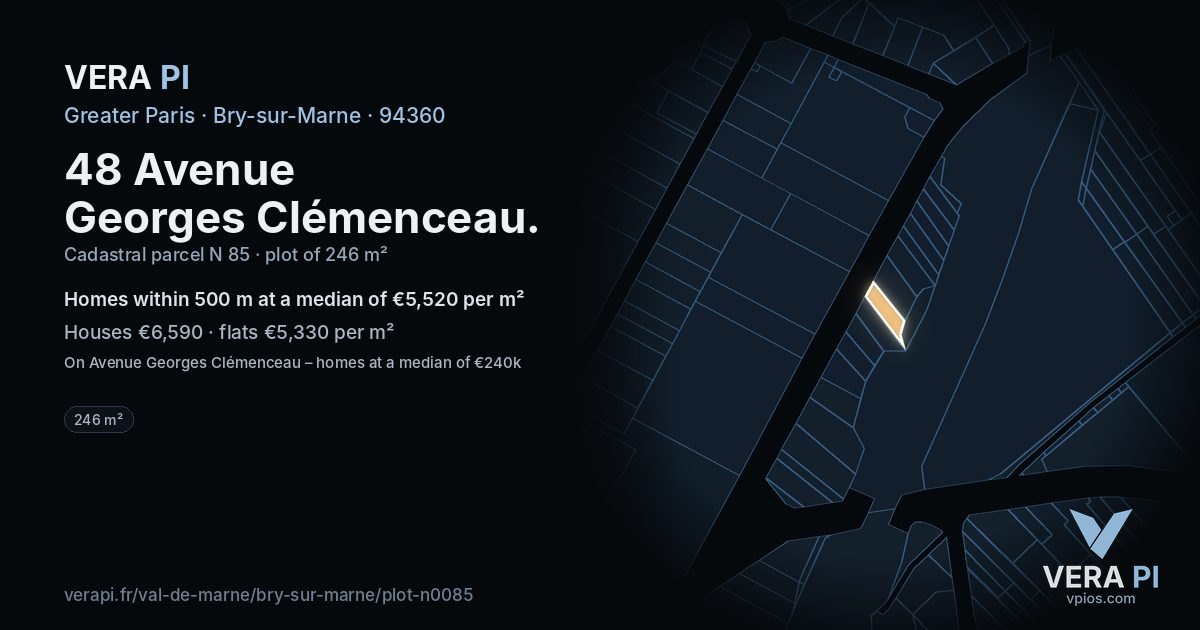 48 Avenue Georges Clémenceau, Bry-sur-Marne at night – the plot lit, the parcels around coloured by the prices near them