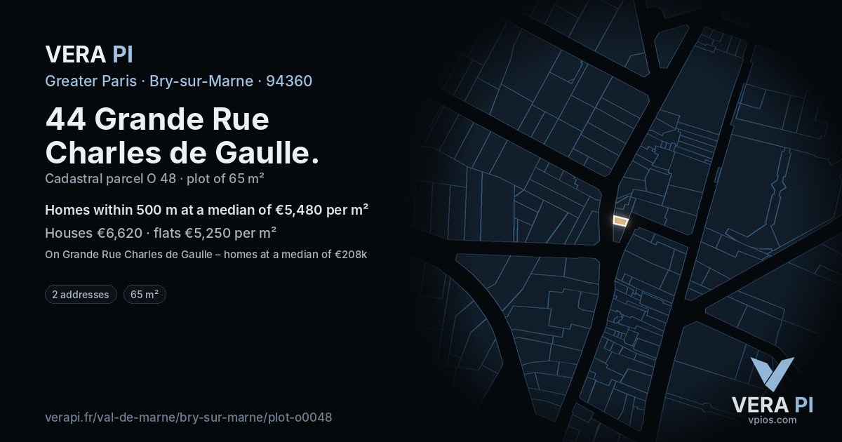 44 Grande Rue Charles de Gaulle, Bry-sur-Marne at night – the plot lit, the parcels around coloured by the prices near them