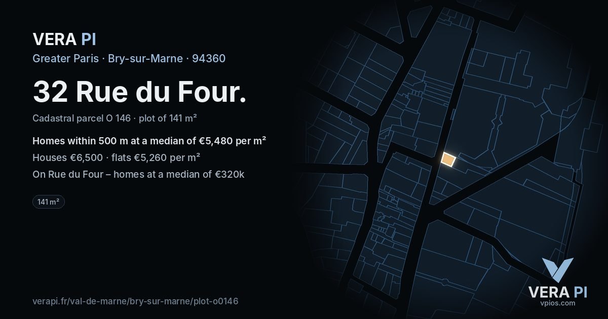 32 Rue du Four, Bry-sur-Marne at night – the plot lit, the parcels around coloured by the prices near them