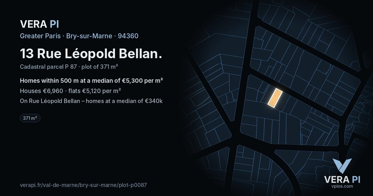 13 Rue Léopold Bellan, Bry-sur-Marne at night – the plot lit, the parcels around coloured by the prices near them