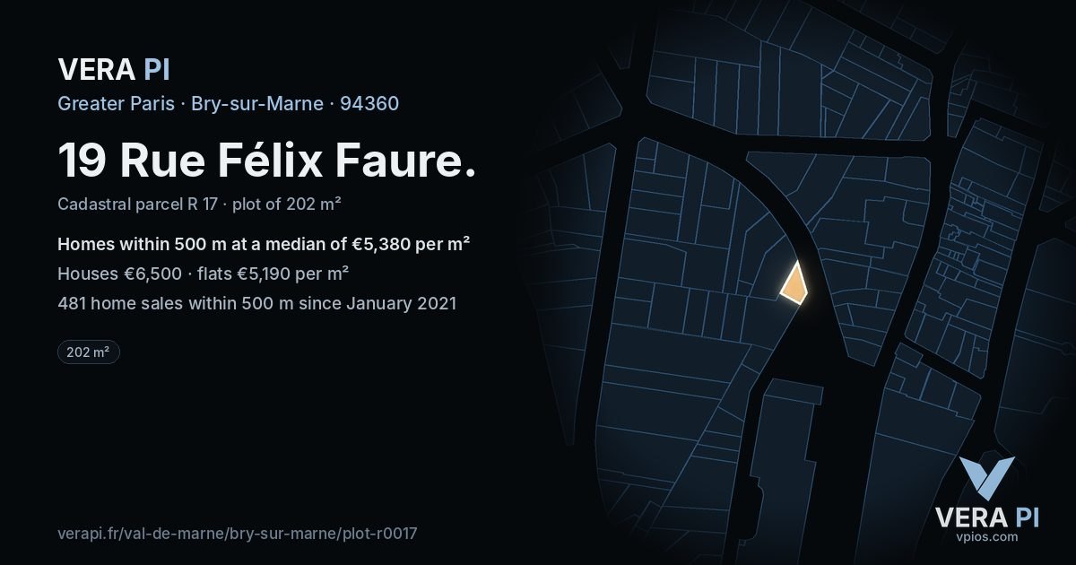 19 Rue Félix Faure, Bry-sur-Marne at night – the plot lit, the parcels around coloured by the prices near them