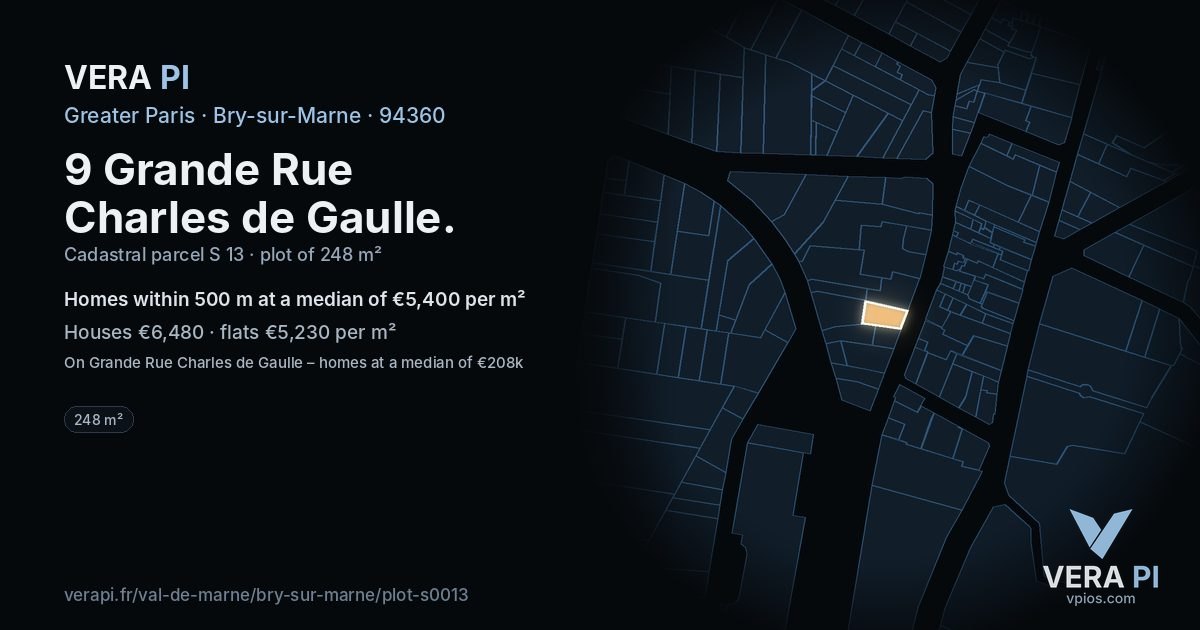 9 Grande Rue Charles de Gaulle, Bry-sur-Marne at night – the plot lit, the parcels around coloured by the prices near them