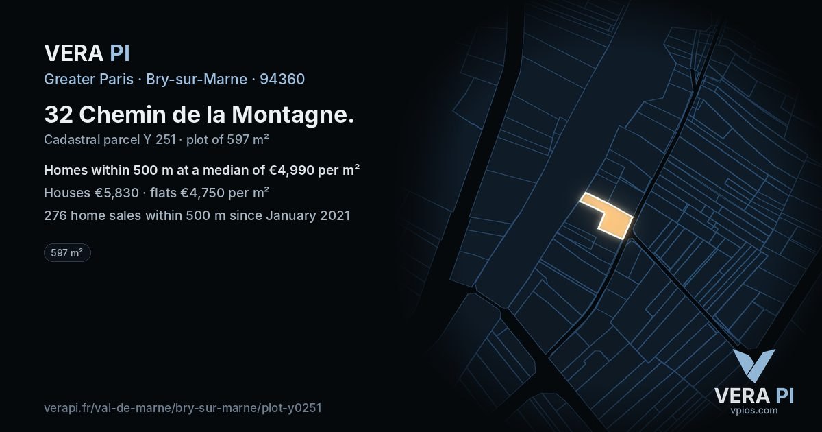 32 Chemin de la Montagne, Bry-sur-Marne at night – the plot lit, the parcels around coloured by the prices near them