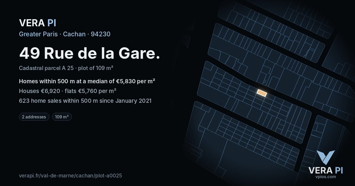 49 Rue de la Gare, Cachan at night – the plot lit, the parcels around coloured by the prices near them