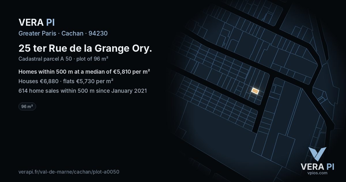 25 ter Rue de la Grange Ory, Cachan at night – the plot lit, the parcels around coloured by the prices near them