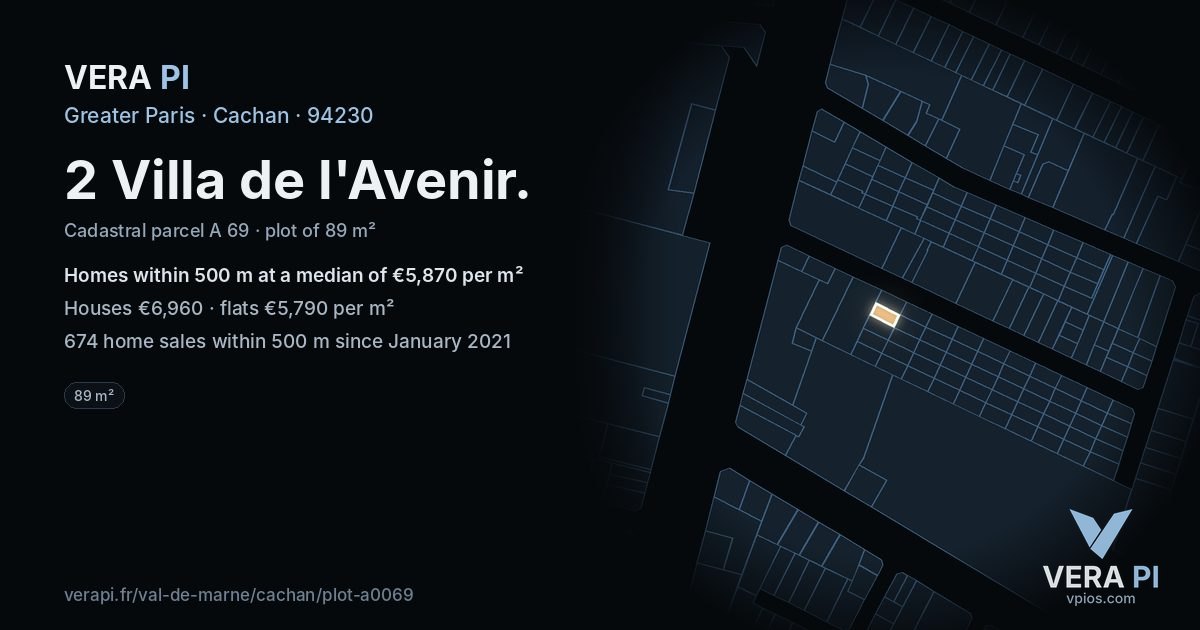2 Villa de l'Avenir, Cachan at night – the plot lit, the parcels around coloured by the prices near them