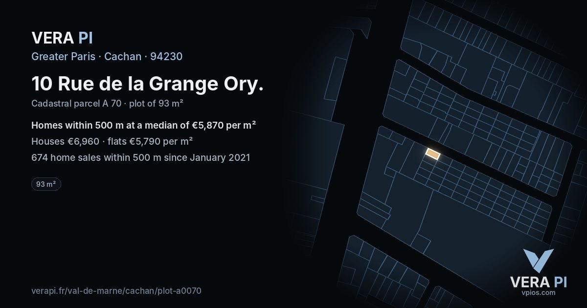 10 Rue de la Grange Ory, Cachan at night – the plot lit, the parcels around coloured by the prices near them