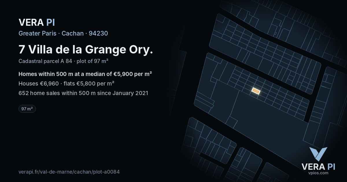 7 Villa de la Grange Ory, Cachan at night – the plot lit, the parcels around coloured by the prices near them