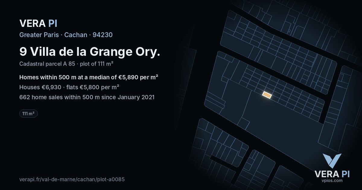 9 Villa de la Grange Ory, Cachan at night – the plot lit, the parcels around coloured by the prices near them