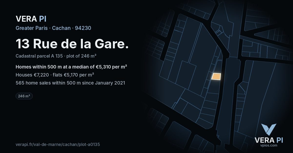 13 Rue de la Gare, Cachan at night – the plot lit, the parcels around coloured by the prices near them