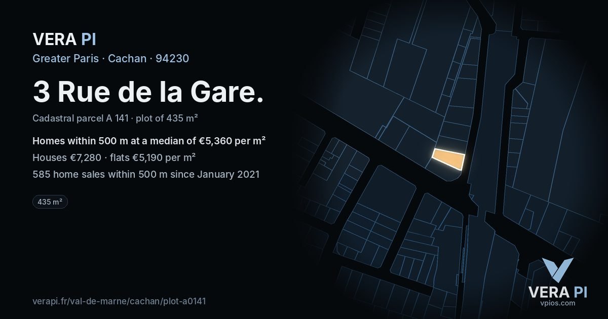 3 Rue de la Gare, Cachan at night – the plot lit, the parcels around coloured by the prices near them