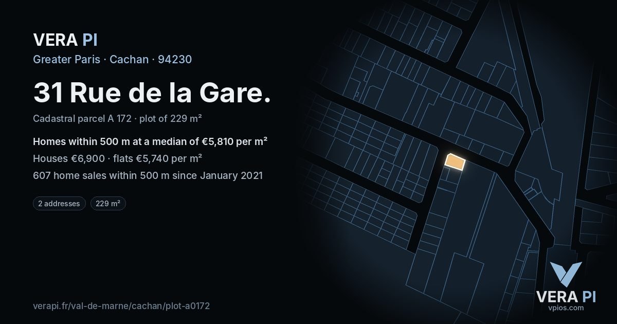 31 Rue de la Gare, Cachan at night – the plot lit, the parcels around coloured by the prices near them