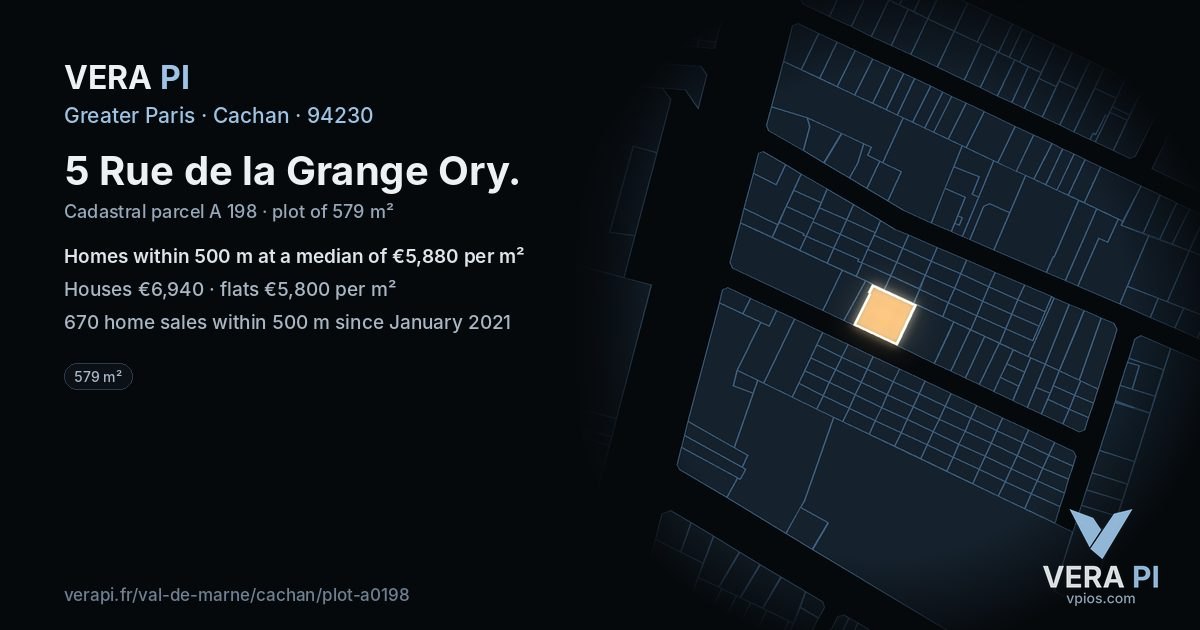 5 Rue de la Grange Ory, Cachan at night – the plot lit, the parcels around coloured by the prices near them
