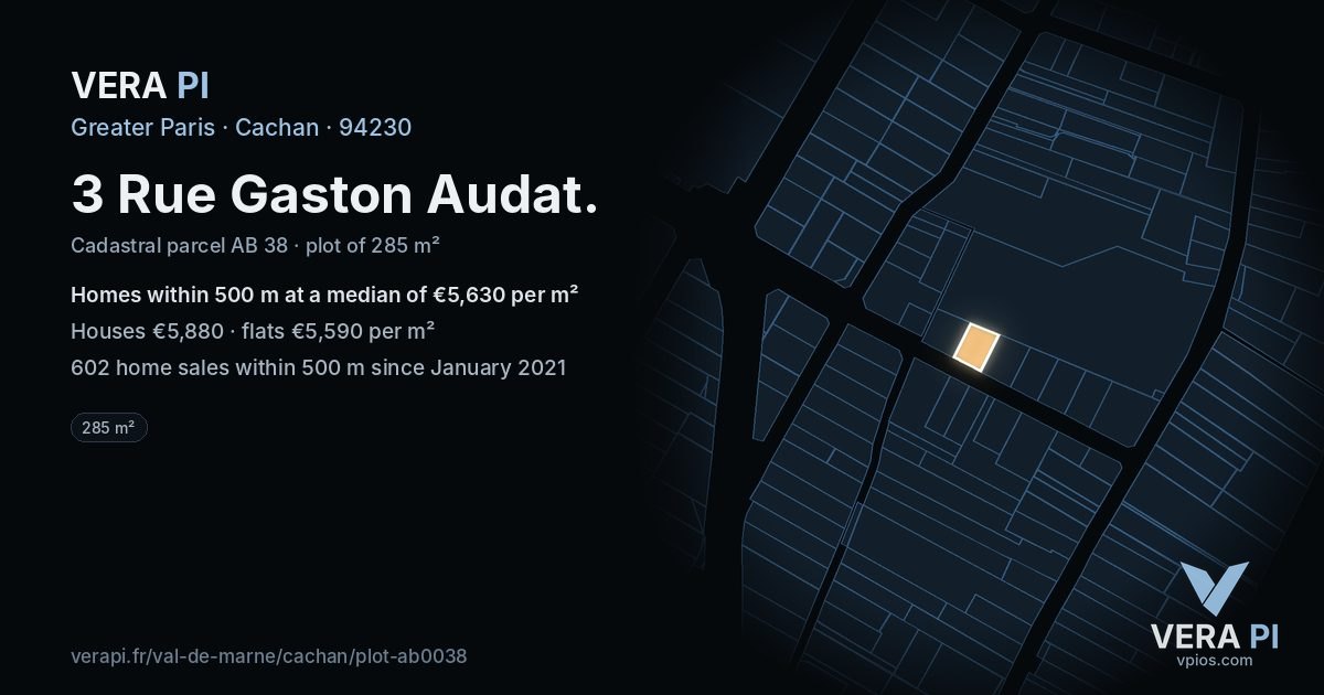 3 Rue Gaston Audat, Cachan at night – the plot lit, the parcels around coloured by the prices near them