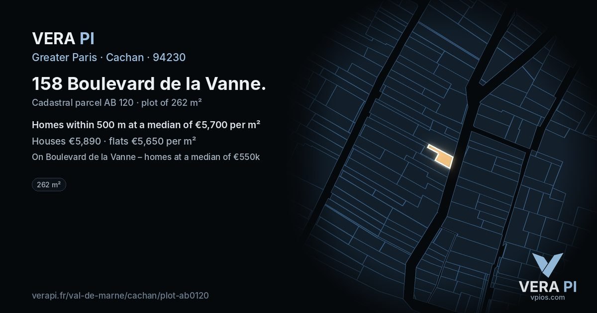 158 Boulevard de la Vanne, Cachan at night – the plot lit, the parcels around coloured by the prices near them