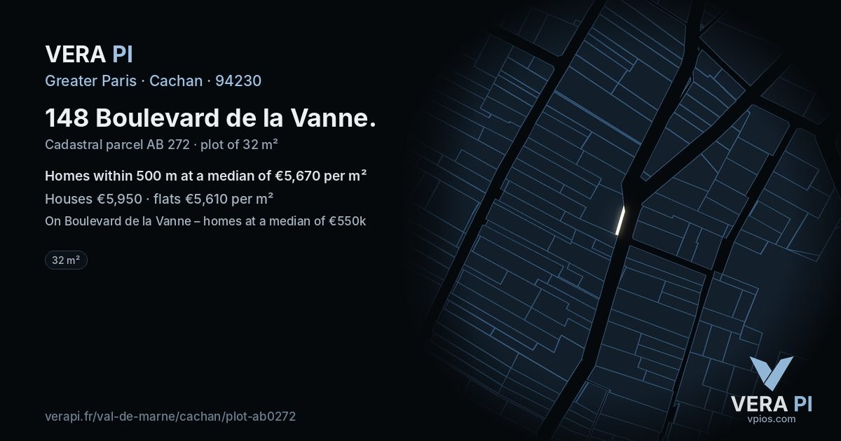 148 Boulevard de la Vanne, Cachan at night – the plot lit, the parcels around coloured by the prices near them