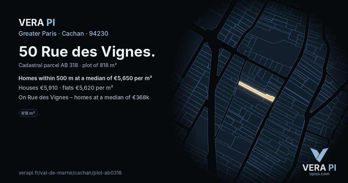 50 Rue des Vignes, Cachan at night – the plot lit, the parcels around coloured by the prices near them