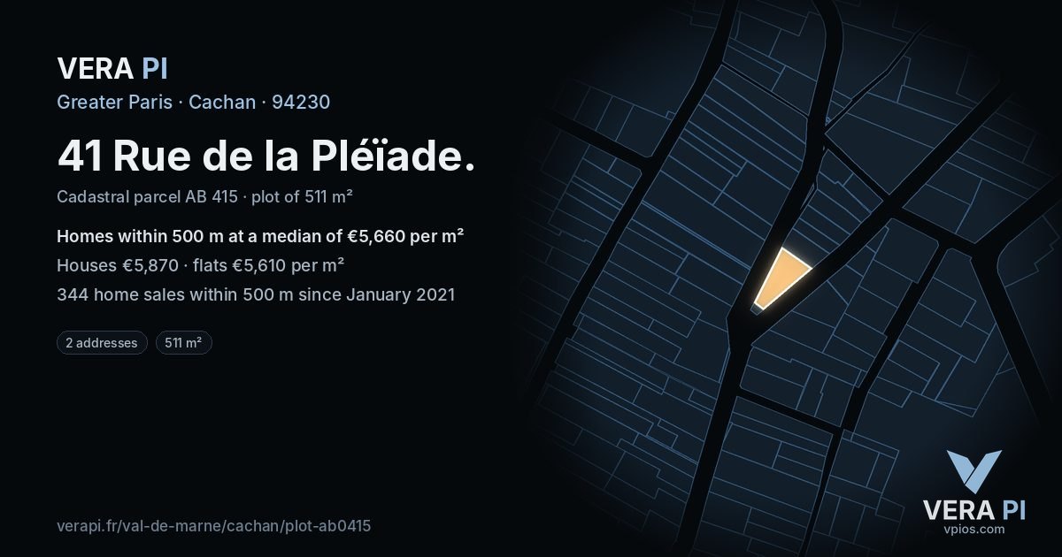 41 Rue de la Pléïade, Cachan at night – the plot lit, the parcels around coloured by the prices near them