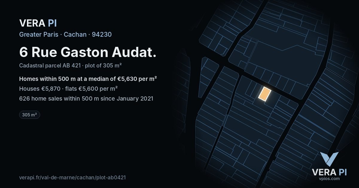 6 Rue Gaston Audat, Cachan at night – the plot lit, the parcels around coloured by the prices near them
