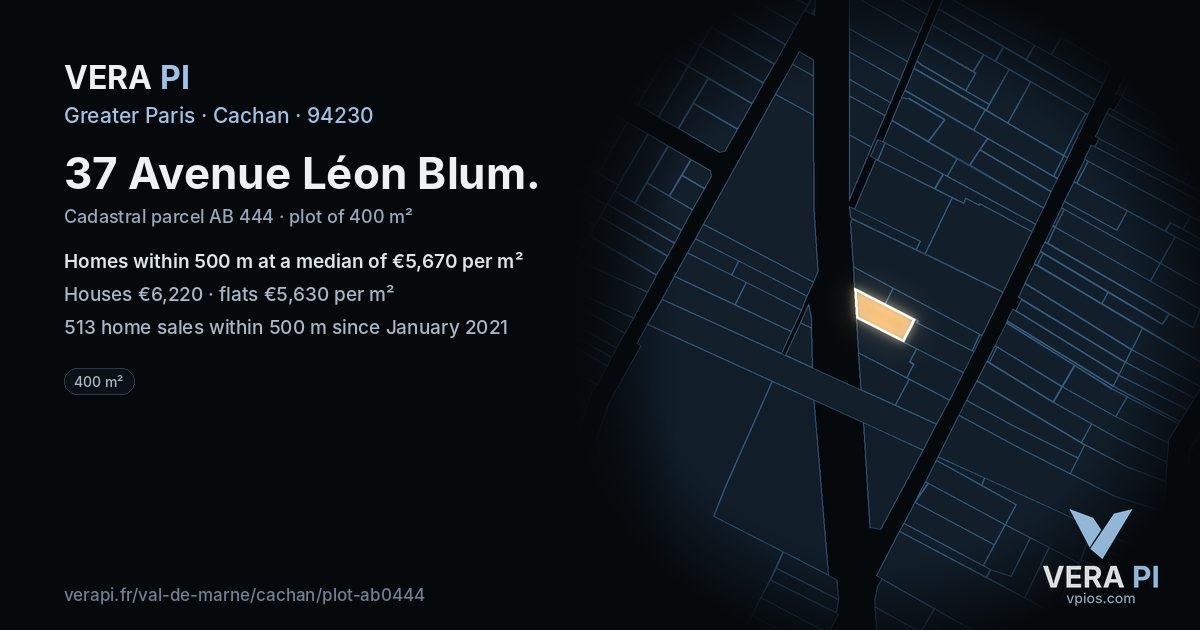 37 Avenue Léon Blum, Cachan at night – the plot lit, the parcels around coloured by the prices near them