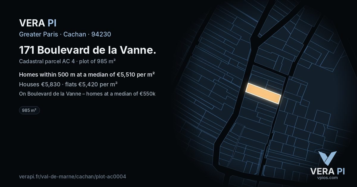 171 Boulevard de la Vanne, Cachan at night – the plot lit, the parcels around coloured by the prices near them