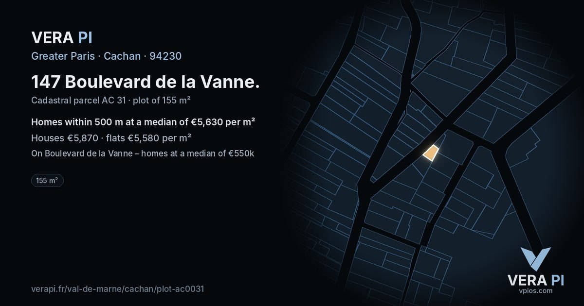 147 Boulevard de la Vanne, Cachan at night – the plot lit, the parcels around coloured by the prices near them