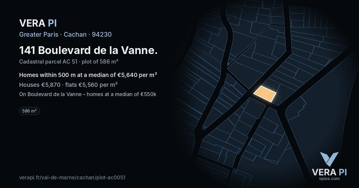 141 Boulevard de la Vanne, Cachan at night – the plot lit, the parcels around coloured by the prices near them