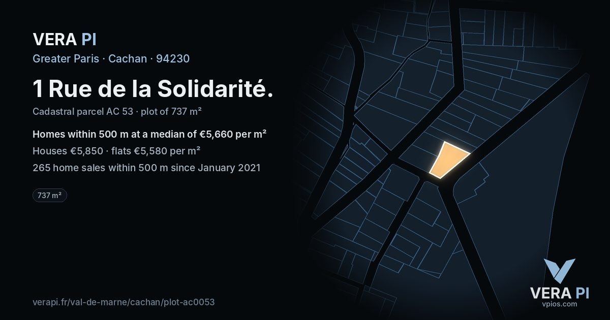 1 Rue de la Solidarité, Cachan at night – the plot lit, the parcels around coloured by the prices near them