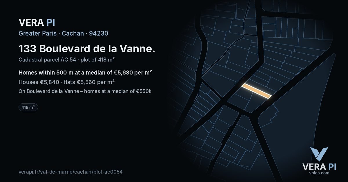 133 Boulevard de la Vanne, Cachan at night – the plot lit, the parcels around coloured by the prices near them
